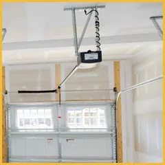 Milwaukee Community Garage Door Repair Service Milwaukee, WI 262-299-0092 Milwaukee Community Garage Door Repair Service Milwaukee, WI 262-299-0092 - side-garage-opener-10-48m